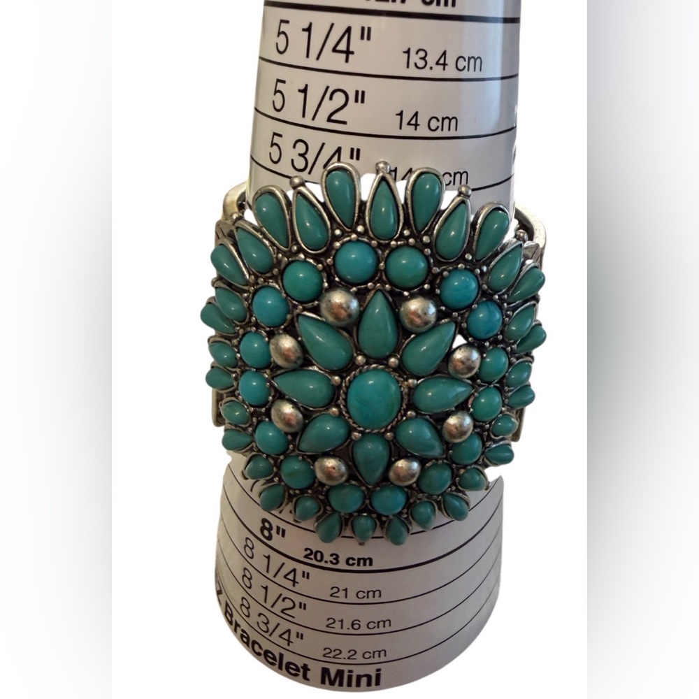 #677 Southwestern Turquoise Cluster Large Statement Silver Bracelet -Wide Band - Picture 7 of 7